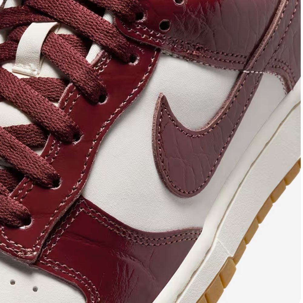 Nike: Dunk Low LX in Dark Team Red and Phantom - Picture 2 of 8